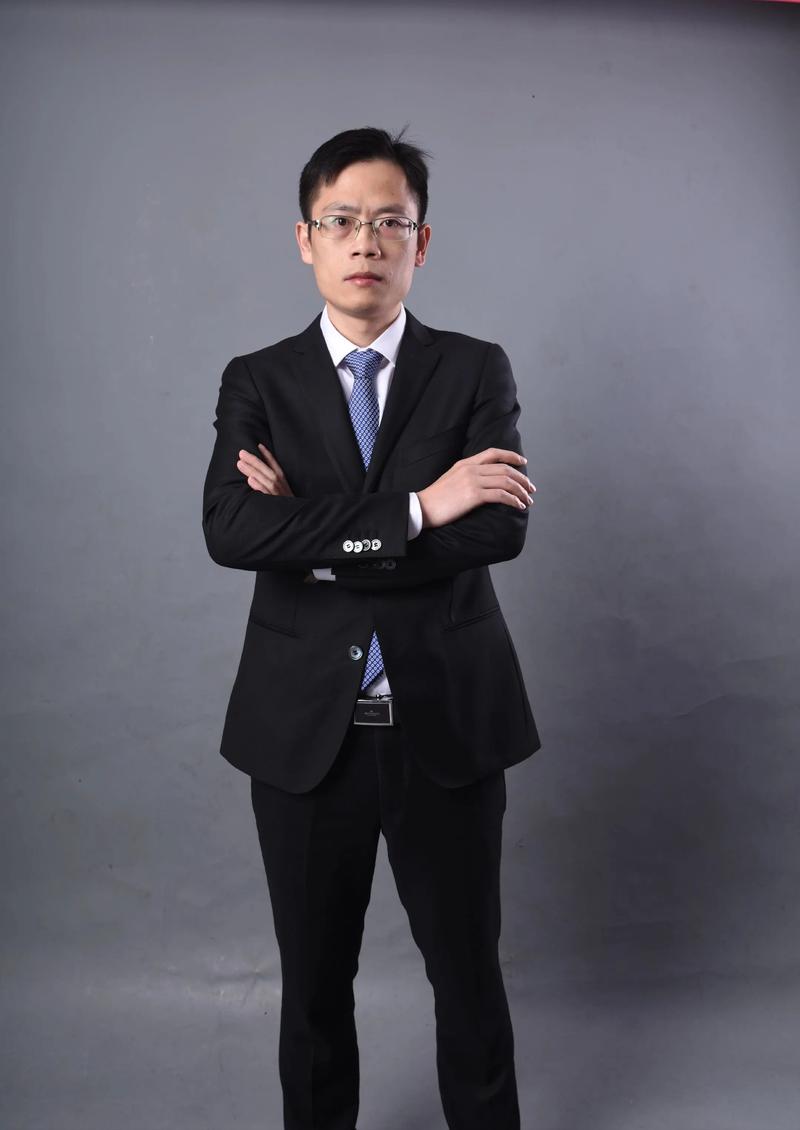 贺先秀 视觉与舞美负责人